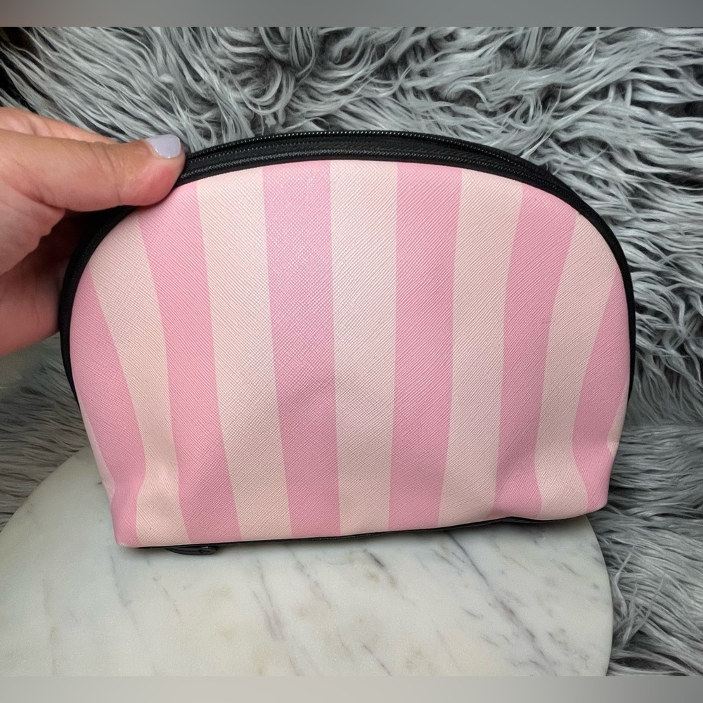 Victoria’s Secret Makeup Bag and Fragrance Bundle Lot - Picture 2 of 8